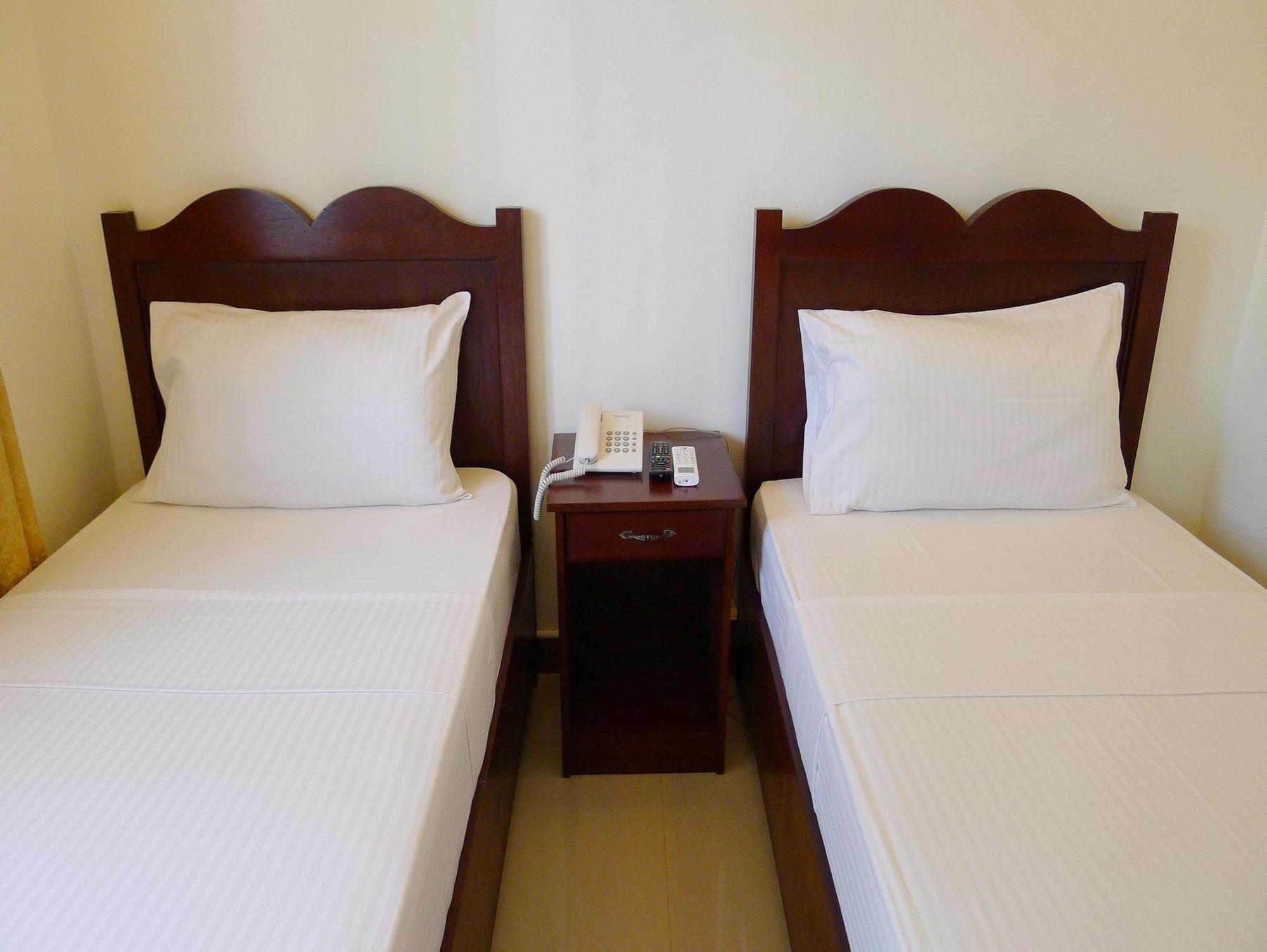 Ipil Suites Puerto Princesa Εξωτερικό φωτογραφία