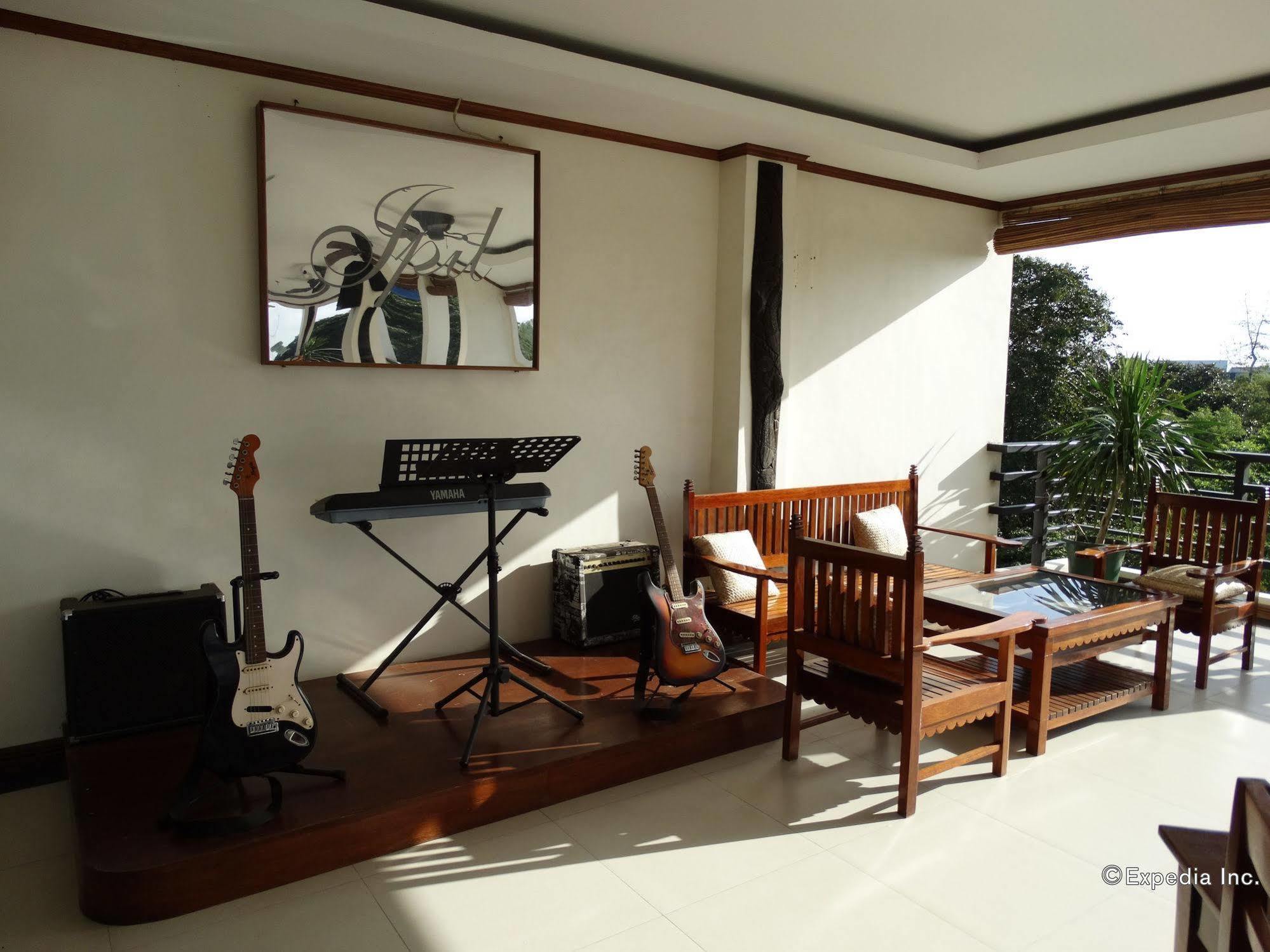 Ipil Suites Puerto Princesa Εξωτερικό φωτογραφία