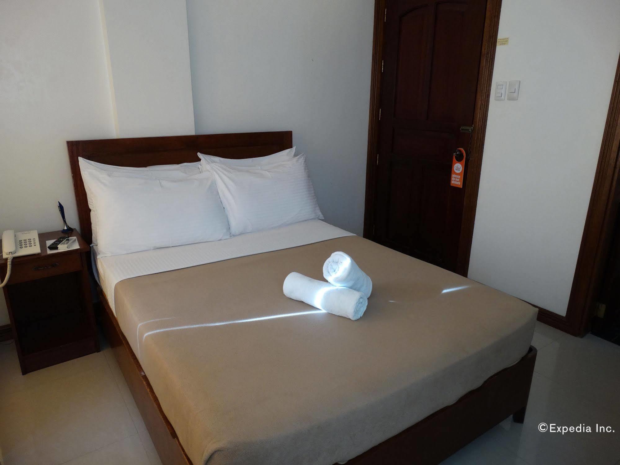 Ipil Suites Puerto Princesa Εξωτερικό φωτογραφία