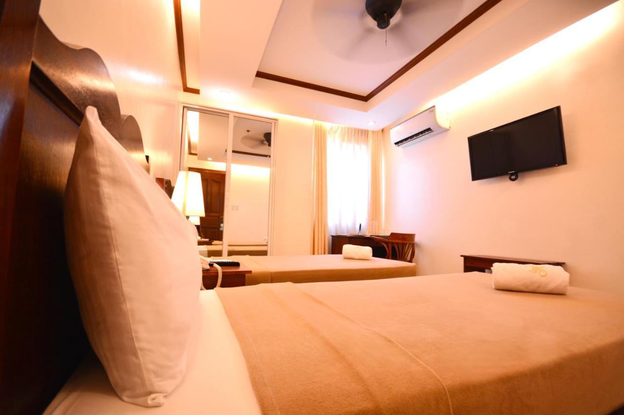Ipil Suites Puerto Princesa Εξωτερικό φωτογραφία